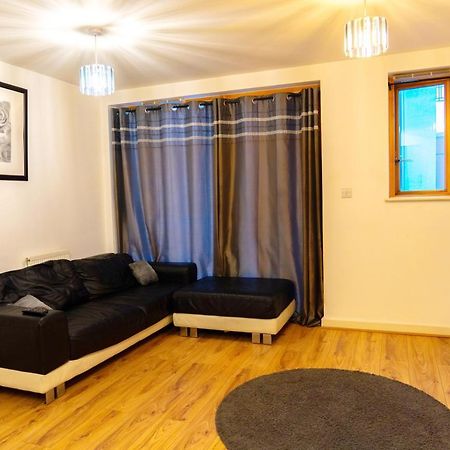 1 Bed - Sleeps 2 - 7 Min Walk To Hackney Station Lejlighed London Eksteriør billede