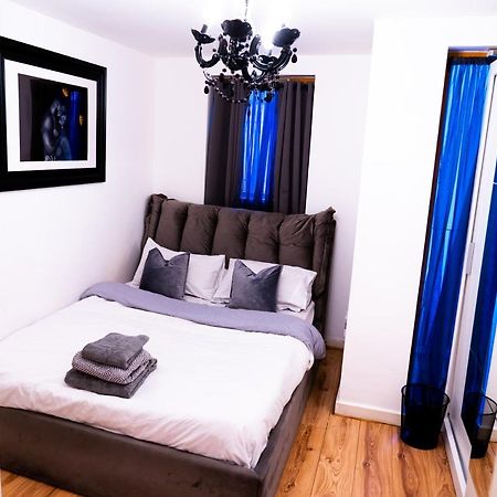 1 Bed - Sleeps 2 - 7 Min Walk To Hackney Station Lejlighed London Eksteriør billede